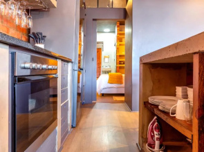 10 Oyster Walk
