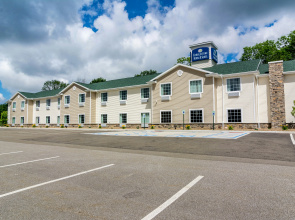Cobblestone Hotel & Suites - Harborcreek