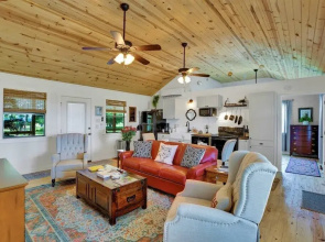 3 Acre's of Luxury and Views in Fred Wine Country!