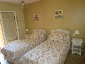Villa les Roses bis by Gites de France