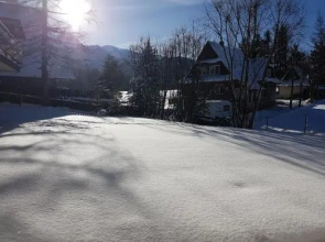 Sunshine Chalet
