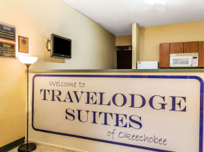 Travelodge Suites by Wyndham Lake Okeechobee