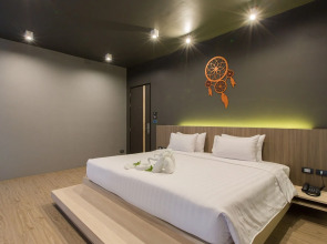 Nai Yang Beach Hotel