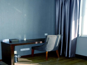 Shell Anqing Yingjiang District Renmin Road Pedest