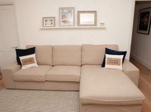 2 Bedroom Apartment in Prime Clifton Location