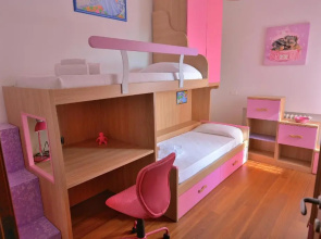 Orange Apartment In Marciaga di Costermano