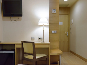 Хостел Windsor Puerta del Sol