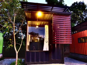 Container Motel