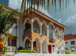 Sunny Palms Beach Bungalows