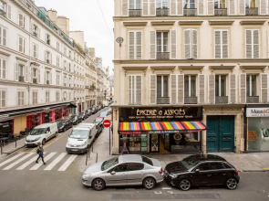 Spacious And Charming 6p Flat À Madeleine