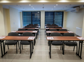 Boutique Hotel's Kwiska / Legnicka