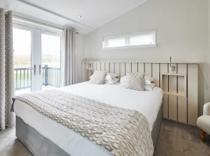 Host Stay Henry Bolckow Lodge