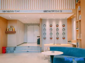 Qingmu Select Hotel (Yuejianglou Scenic Area, Rehe Road, Nanjing)