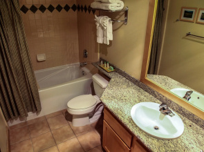 Sunstone #114 Condo