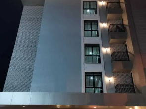 We resident Hotel