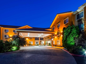 Best Western Plus Caldwell Inn & Suites