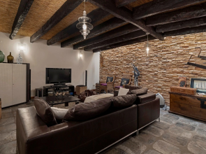 Fabulous holiday villa in Prazeres, Calheta, AC, pool, garden | Cris’s Home