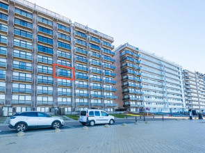 Flat in Koksijde With Sea Views