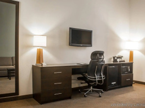 Sleep Inn & Suites Downtown Inner Harbor