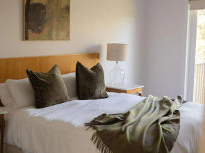 Villa 3br Tempranillo Resort Condo located within Cypress Lakes Resort (nothing is more central)
