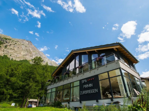 Loftsuite Hotel Saas
