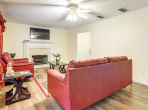Pet-friendly Home w/ Pool Access in Snellville!