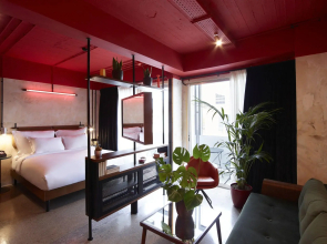 Dave Red Athens Hotel