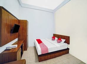 OYO 90515 Indah Guest House