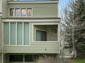 53 Columbine Circle 2 Bedroom Condo by RedAwning