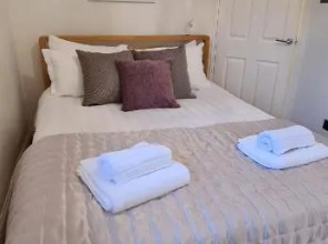 Trust Falkirk Laurmont Apartment
