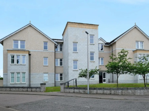 Lovely Aberdeen Home Close to the Scottish Coast