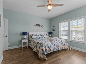 Slack Tide 3 Bedroom Condo by RedAwning