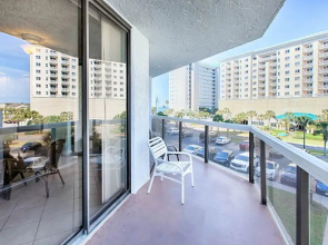 Surfside Resort 0L7