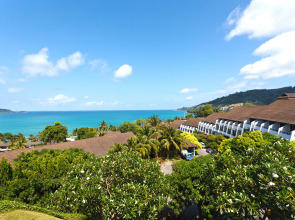 Diamond Cliff Resort & Spa, Patong Beach