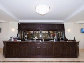 Albert Hotel