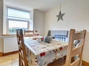 Holiday Home Ffermdy'r Bont