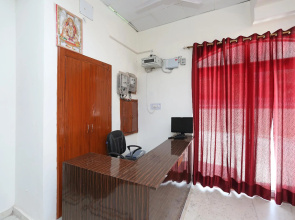 OYO 19171 Hotel Loknath Inn