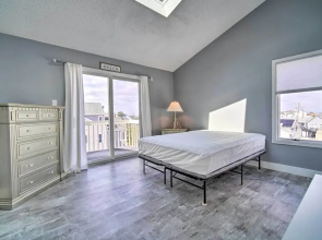 Condo w/ Bay Views ~ 5 Mi to Atlantic City!