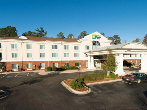 Holiday Inn Express Hotel & Suites Walterboro I-95