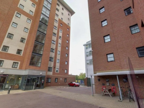 Ensuite Rooms, COVENTRY - Campus Accommodation