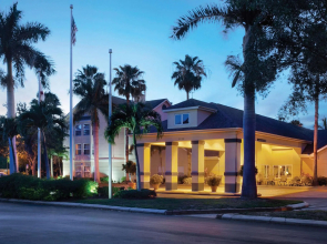 Homewood Suites by Hilton - Fort Myers