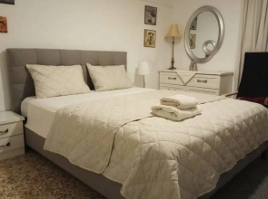 CENTRAL TOWN HOUSE 60m2****