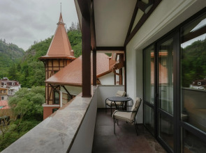 Отель Crowne Plaza Borjomi by IHG