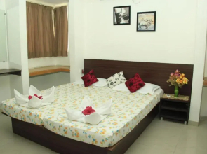 Cosmos Luxury Service Apartment