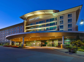 Courtyard by Marriott Omaha La Vista