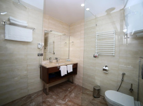 Отель Corner Inn