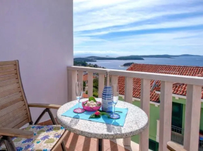Seaview Hvar Blue