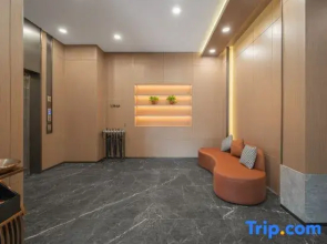 Yingze Hotel (Wanda Plaza Xinhua Square Metro Station Branch)