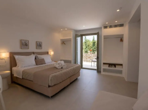 Ultimate Luxury Paradise Villa In Paros
