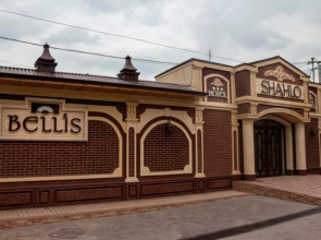 Shahlo Hotel